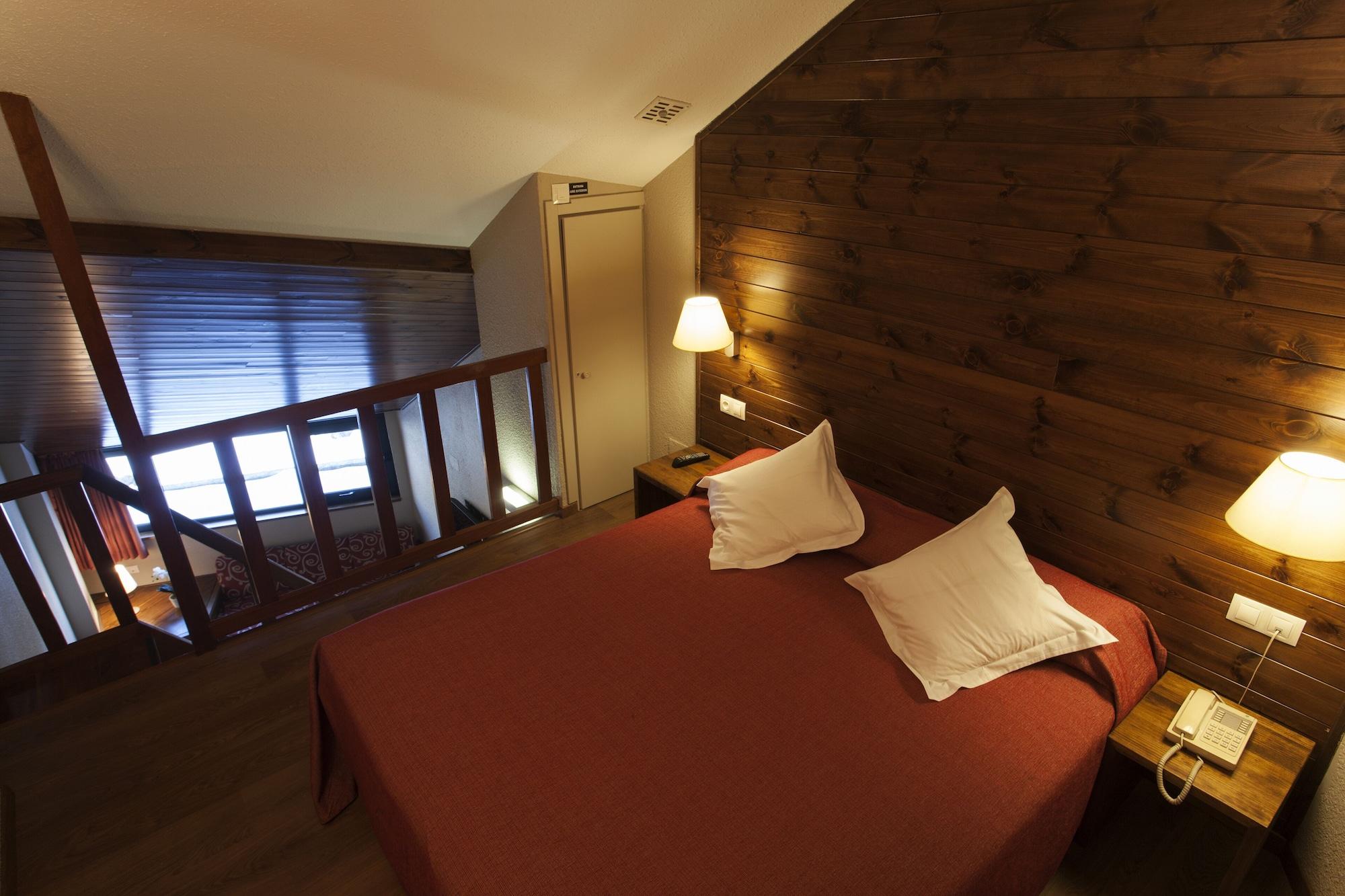 Tuc Blanc Hotel Baqueira Beret Buitenkant foto