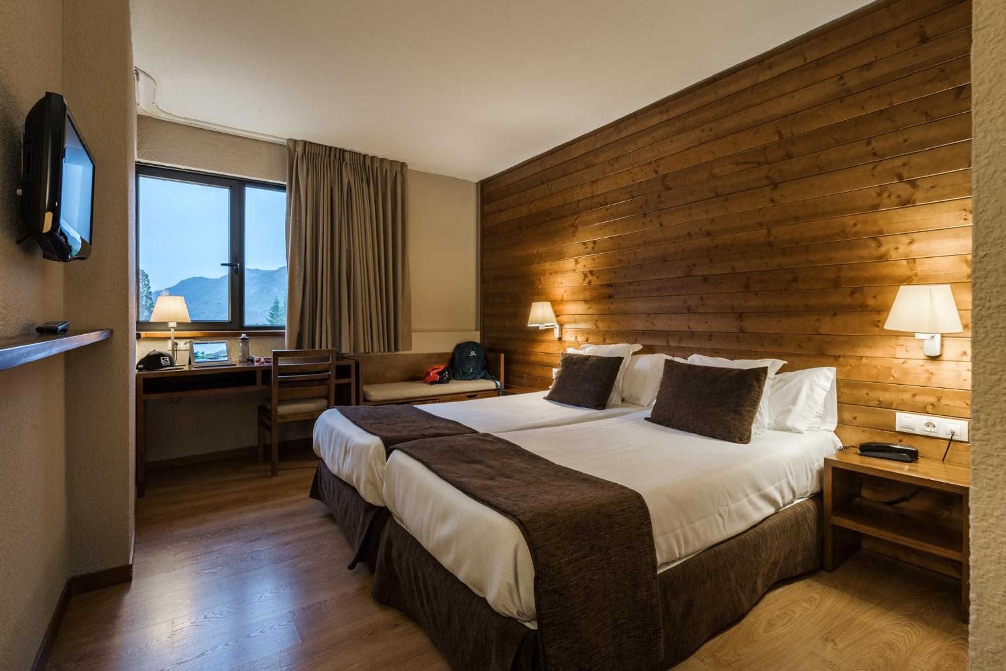 Tuc Blanc Hotel Baqueira Beret Buitenkant foto