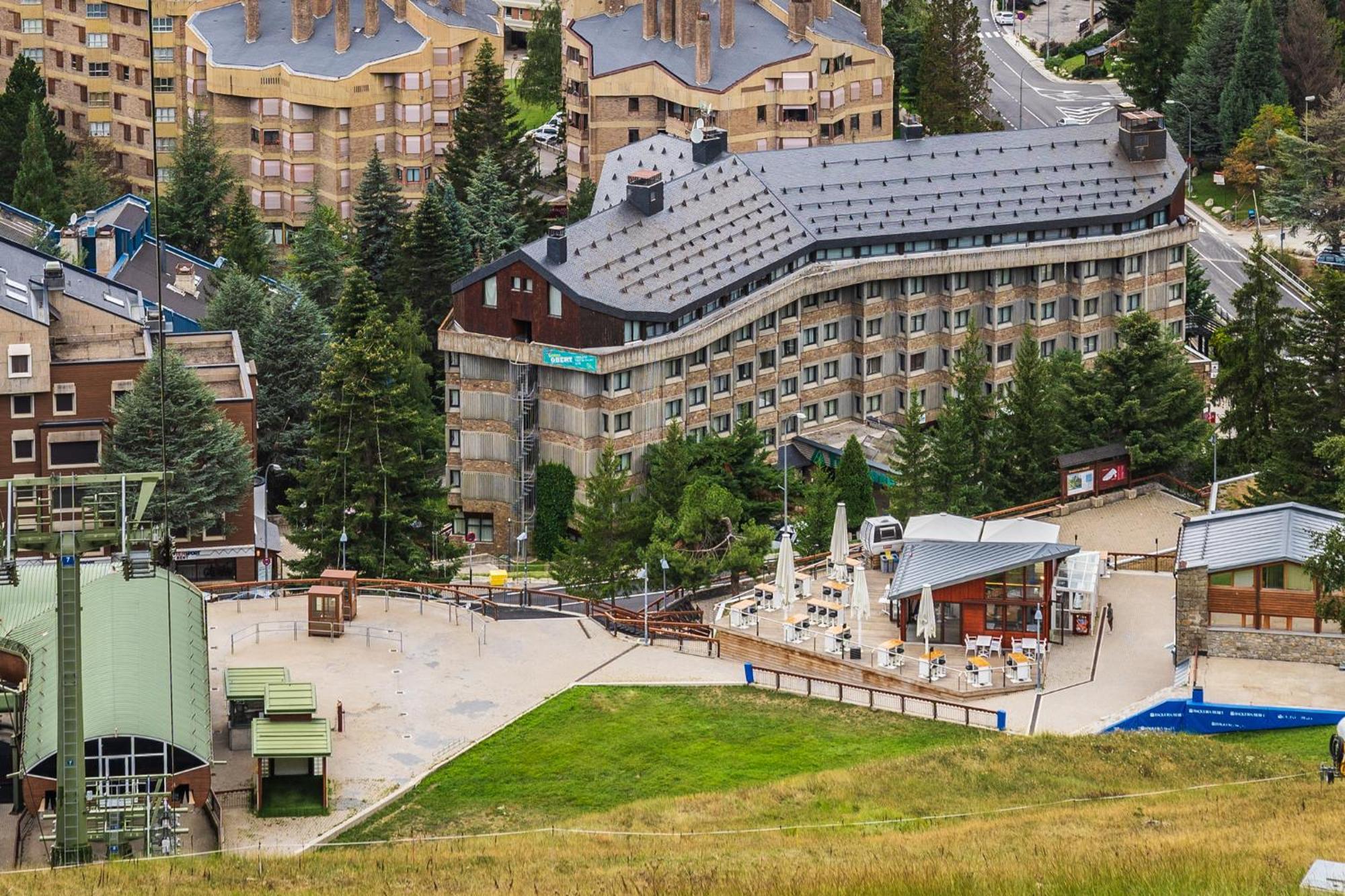 Tuc Blanc Hotel Baqueira Beret Buitenkant foto