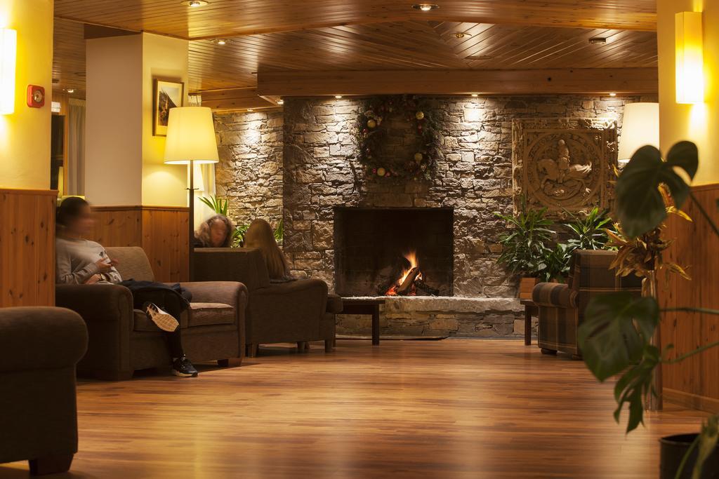 Tuc Blanc Hotel Baqueira Beret Buitenkant foto